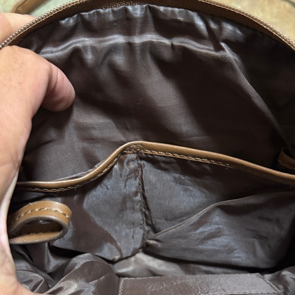 Jaclyn Smith Rich Brown Leather Messenger Bag - Picture 5 of 8